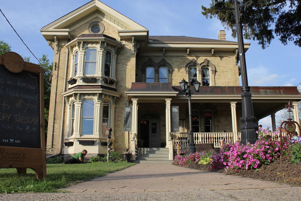 ホテル Puddicombe House New Hamburg エクステリア 写真