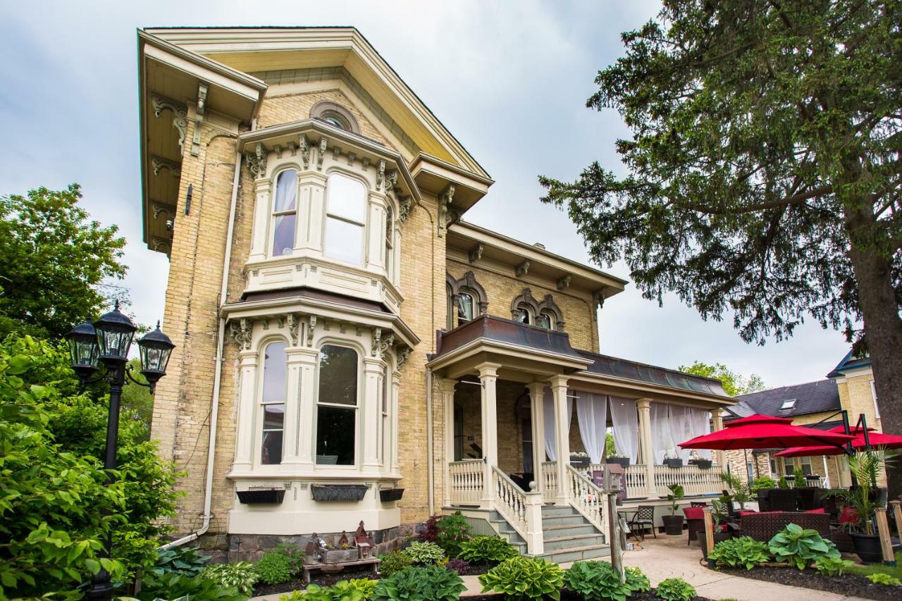 ホテル Puddicombe House New Hamburg エクステリア 写真